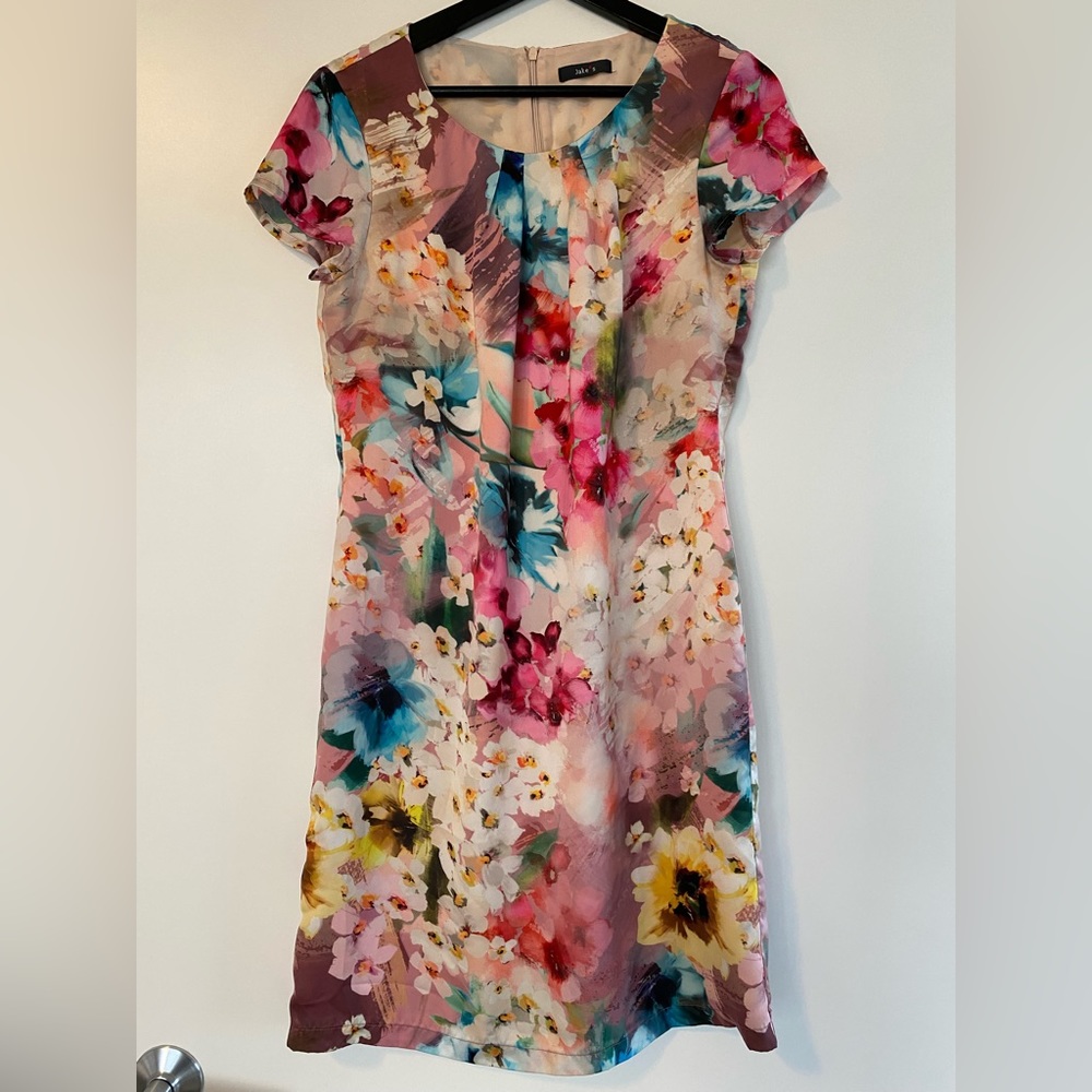 Jake’s Floral Dress, size 38 / Medium